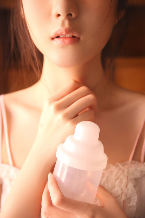 欧洲球队卫冕冠军，连续取得胜利屹立榜首，欧洲队伍冠军