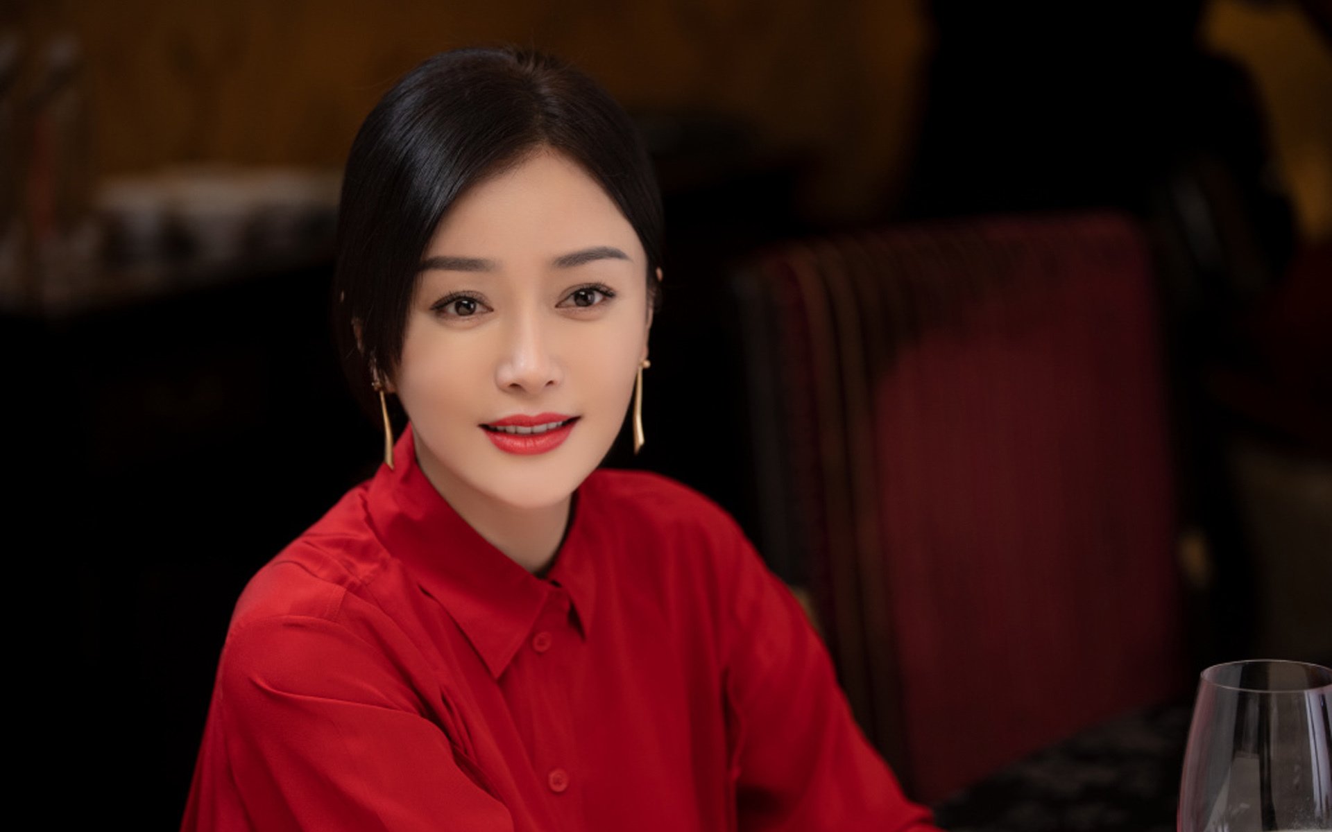 西甲裁判使用语义标注提升争议判罚沟通效率，西甲裁判工资