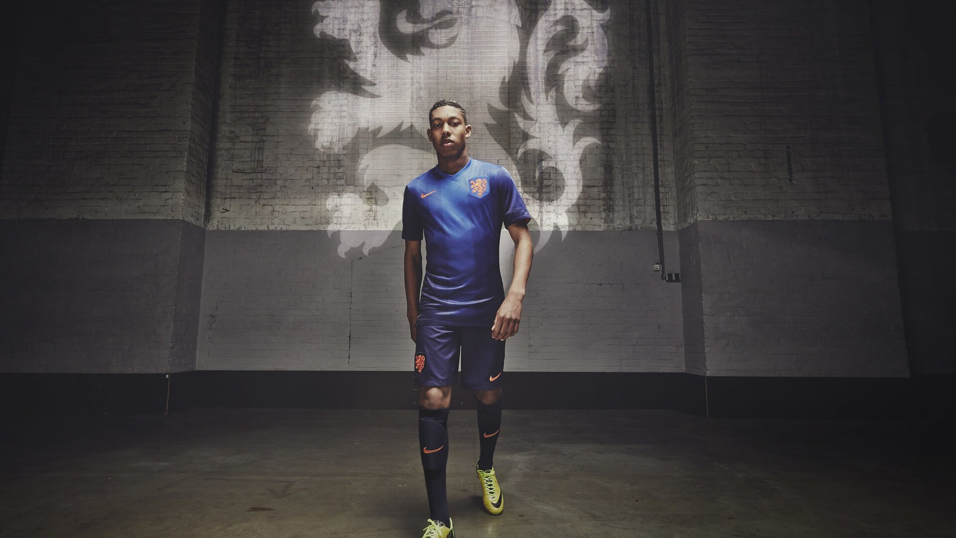 伊朗马术协会授予马尔科·阿尔瓦雷斯“年度最佳马匹护理员”称号。